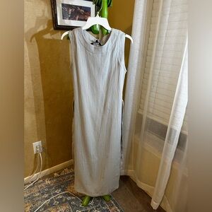Velvet Heart Light Gray Maxi Dress